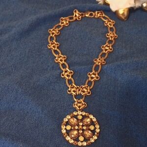 Express Elegant Gold Pendant Necklace